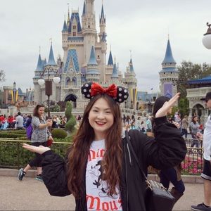 Meet your Posher, Danielle